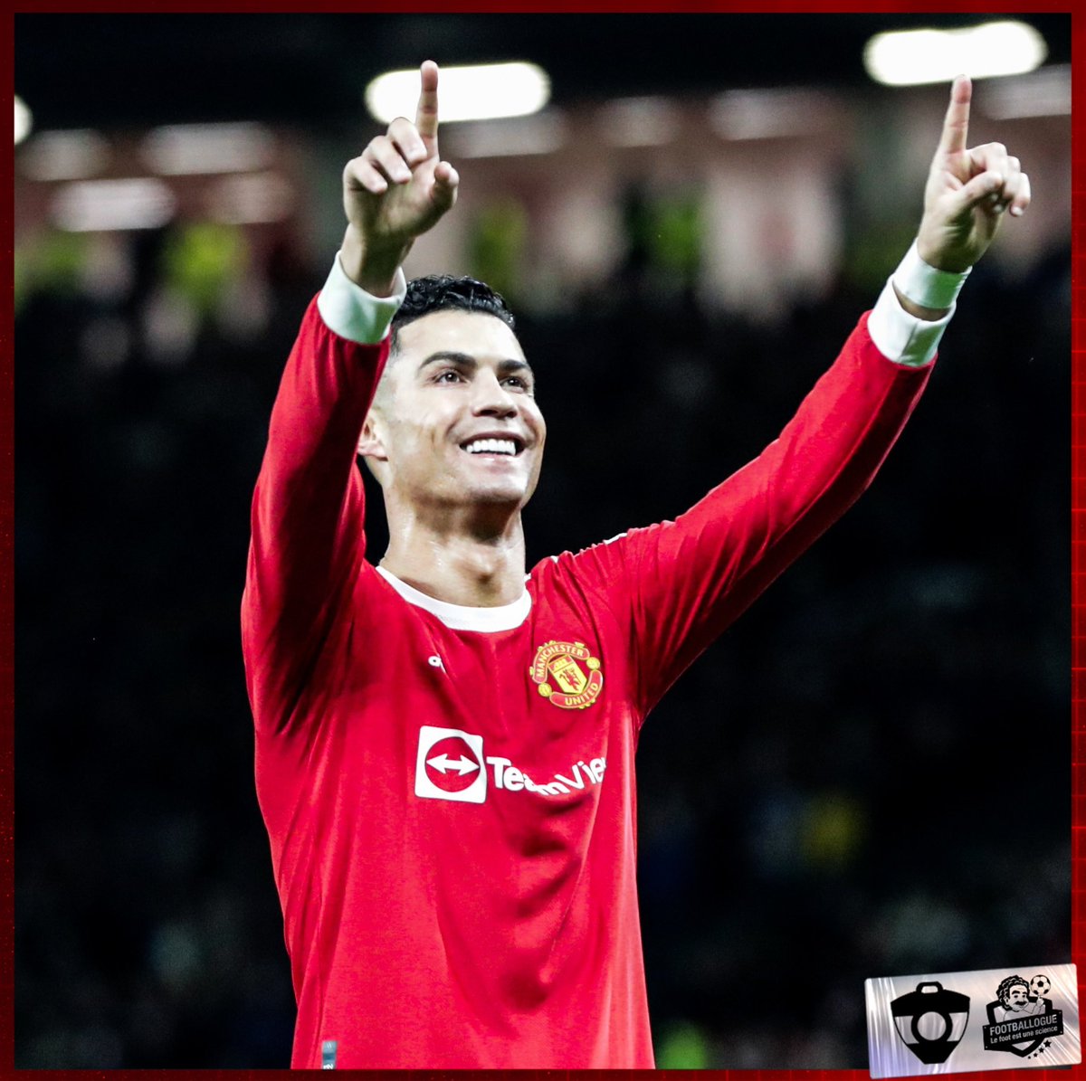 Footballogue's tweet photo. [#Birthday🥳] Joyeux anniversaire à CRISTIANO RONALDO 🇵🇹 qui fête aujourd’hui ses 37 ans 🎉

Un mot pour le décrire ? 🔥 https://t.co/hOtQGHlLbj
