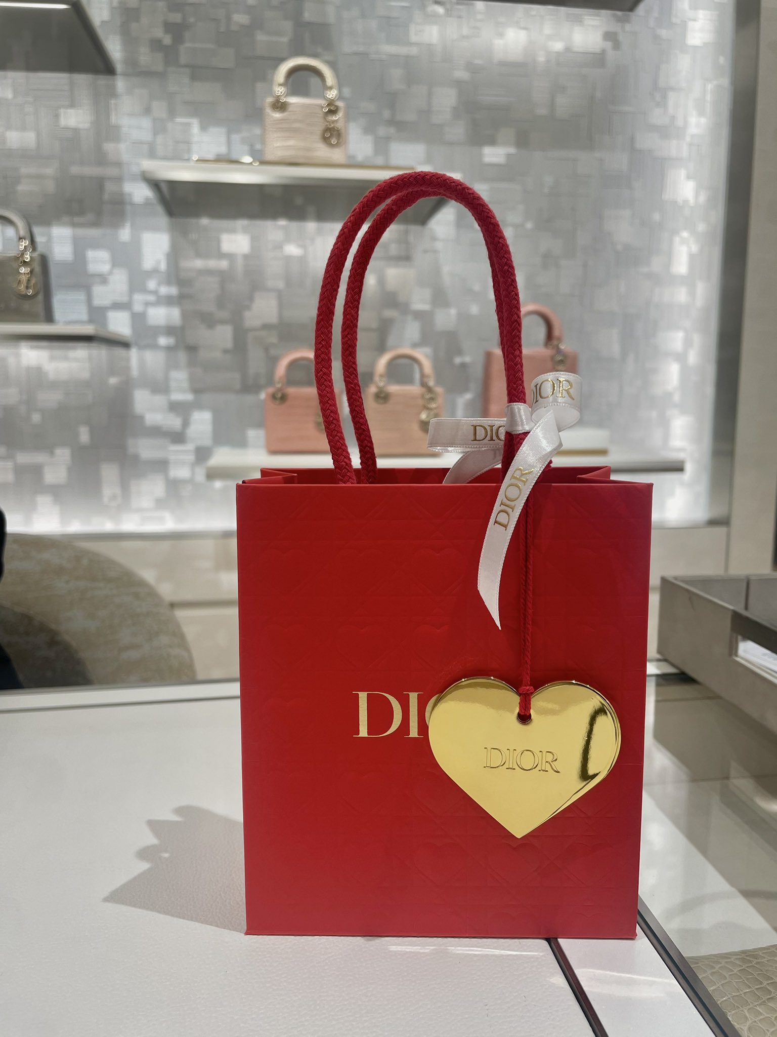 割引も実施中 Dior ディオール ショッパー tdh-latinoamerica.de