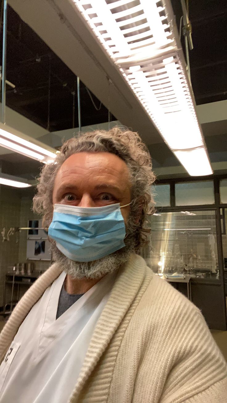 HAPPY BIRTHDAY TO THE ONE AND ONLY MICHAEL SHEEN!! 