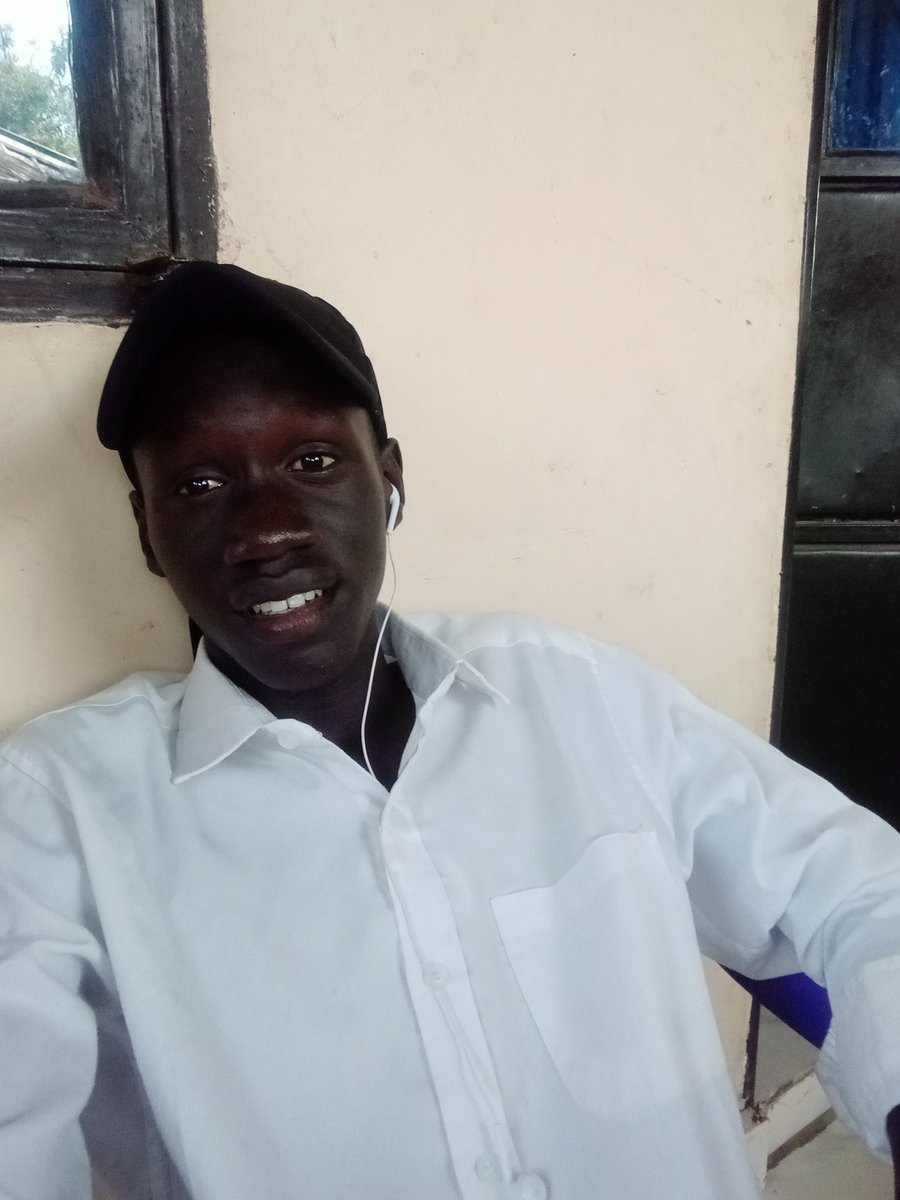 NgorMajhok's tweet photo. Apparently, Splm and Splm-IO are being guided by the same political interest. Just so unbelievable, Where in the world does the opposition shares the same vision with the ruling party??? https://t.co/sl33CJ5yR3