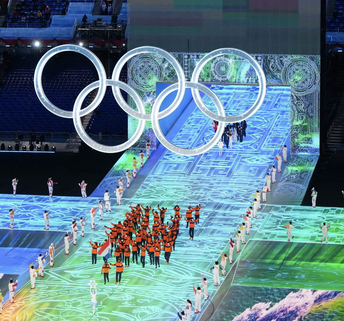 Welke twee weken worden jouw mooiste? 💭

Geniet van wat je nú doet en kijk niet te veel naar straks, Dat is de boodschap die mij onlangs inspireerde en die ik graag mee wil geven aan de sporters van TeamNL: pietervandenhoogenband.nl/twee-mooiste-w…

Maak ons trots en geniet! Hup TeamNL! 🦁