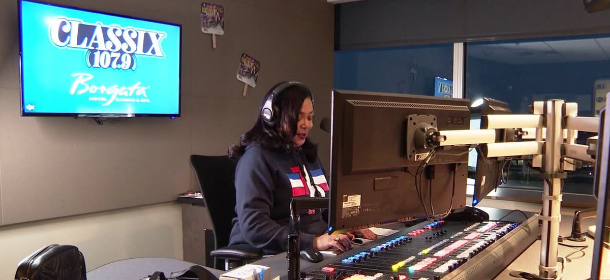 FOX29philly's tweet photo. Lady B is a pioneer in Philadelphia radio and she is sitting down with @BillAFox29 to talk about her impact on the city.
#BlackHistoryMonth
@TheRealLadyB
#FOX29GoodDayWeekend https://t.co/LwpC49yGpq