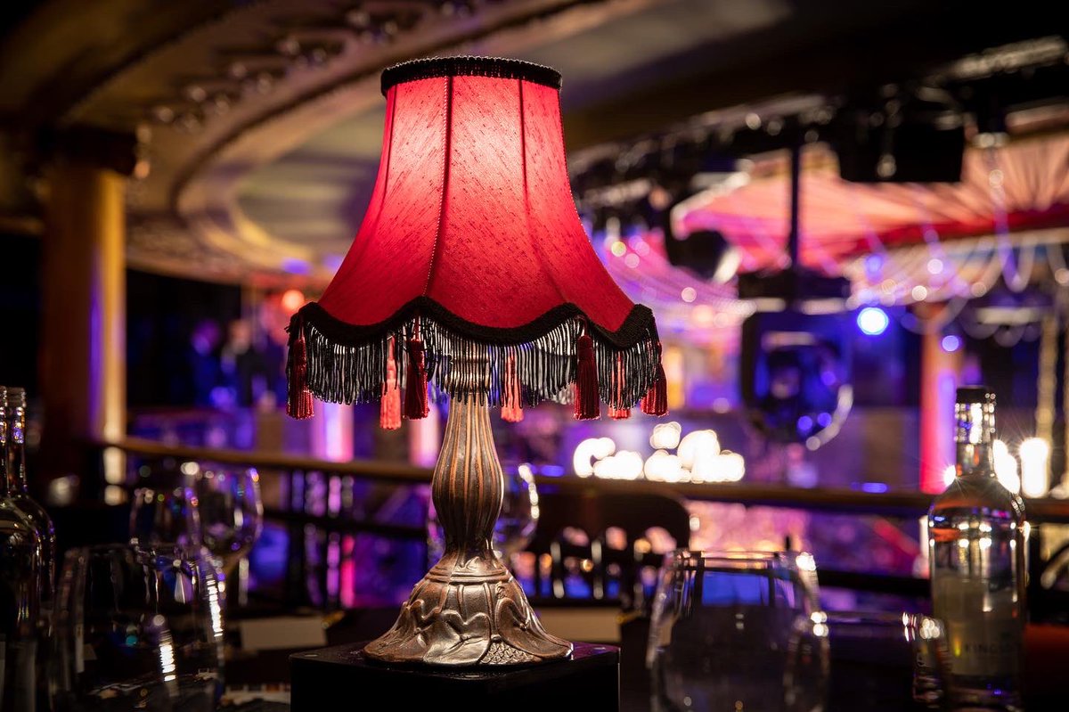 BlueParrot_'s tweet photo. Our cabaret lamp table centres are the latest design addition to over 170 designs in our stock of table centres. Holding an event? Request a brochure today #events #tablecentres https://t.co/ENktlZgfFr