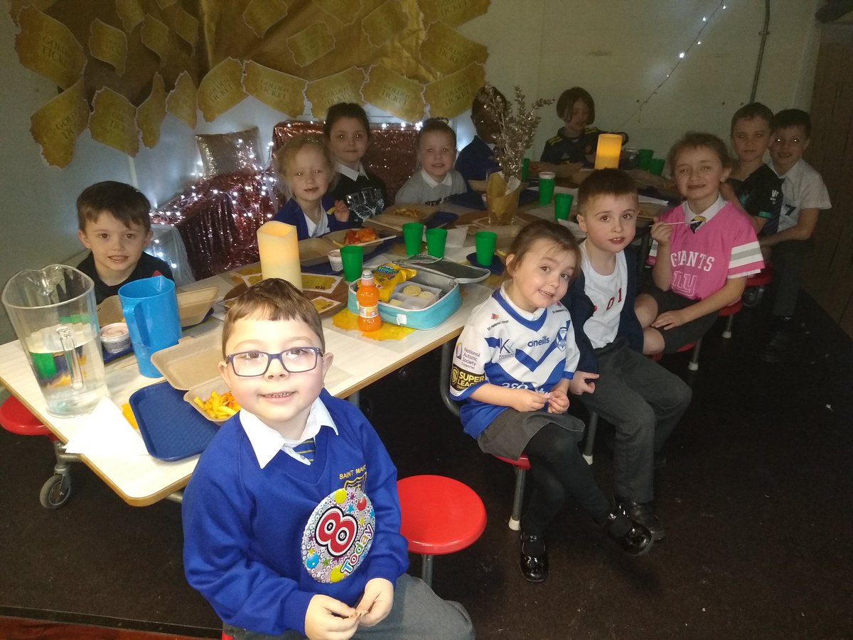 Congratulations to this week's Golden Ticket winners. Lots of fun was had at the Golden Table. It was a pleasure to spend lunchtime with them. #rolemodels #kindness #respect #patience #manners #proud #welldeserved #goldentickets