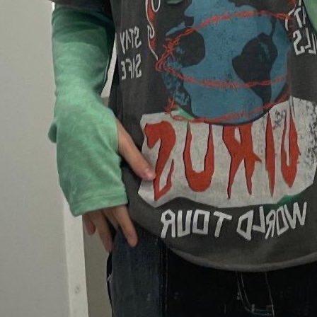 เสื้อคอเต่าเสื้อกินมือที่ถูกต้อง นี่ค่ะ นะคะ เยี่ยม เยี่ยม เยี่ยม น้องโดยองสุดยอด