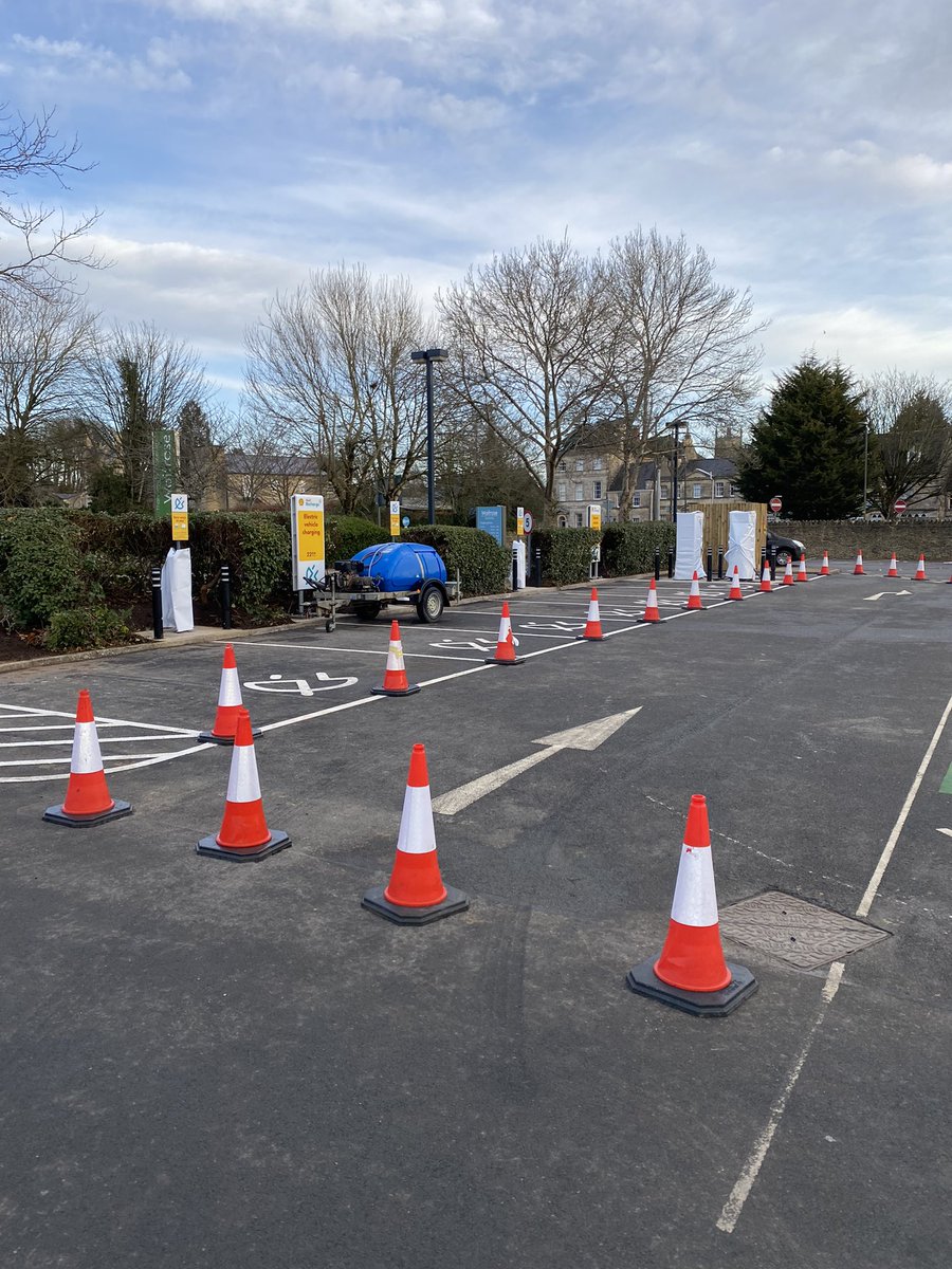 Simon Chamberlayne (@hamvegasno1) on Twitter photo Great work <a href="/waitrose/">Waitrose & Partners</a> #cirencester #ElectricVehicles no longer a #charging desert! Great work <a href="/waitrose/">Waitrose & Partners</a> #cirencester #ElectricVehicles no longer a #charging desert!