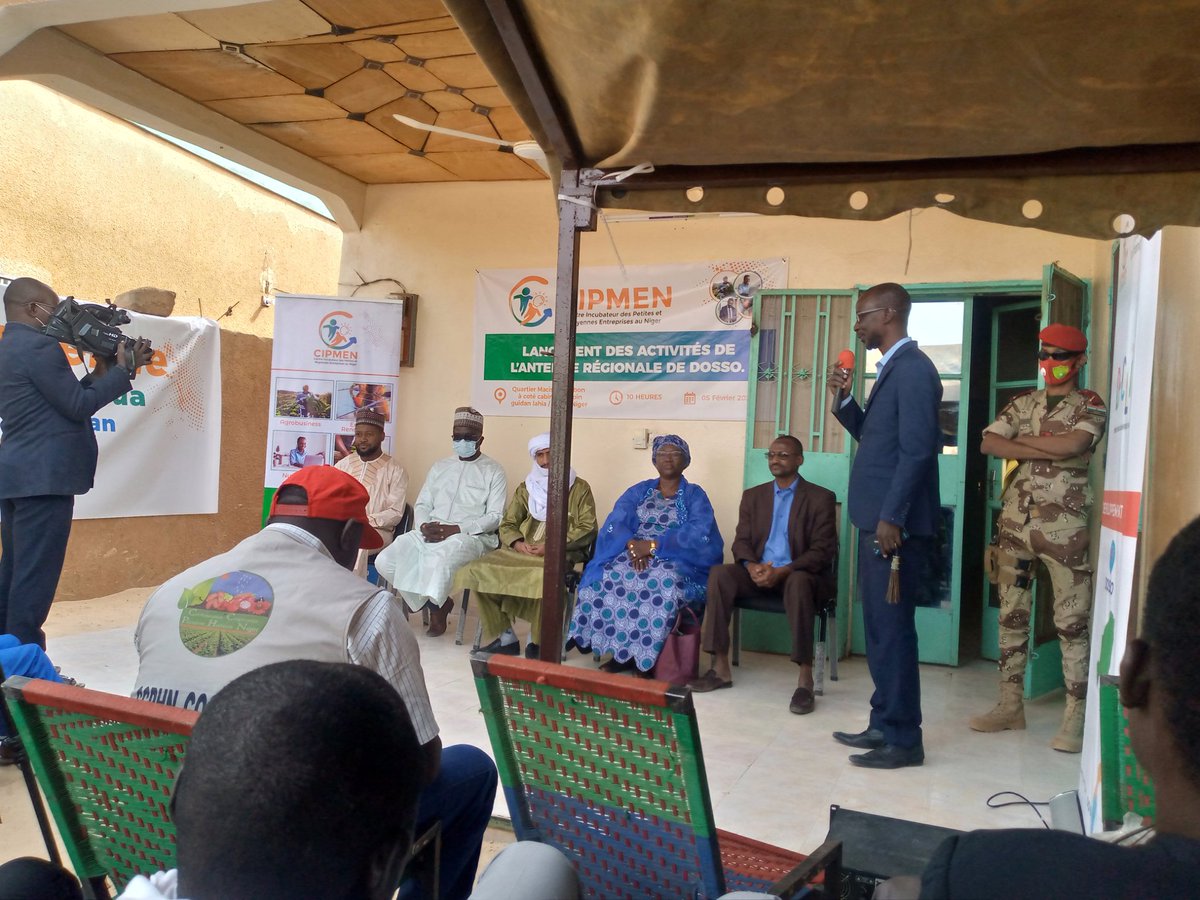 BakoAbdoulkarim's tweet image. Promotion de l'entrepreneuriat des jeunes.
Lancement des activités du #CIPMEN Centre Incubateur des Petites et Moyennes Entreprises au Niger.
Région de Dosso.