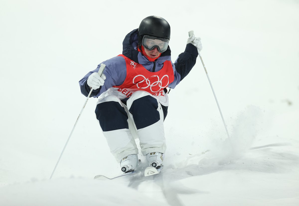 TeamGB's tweet photo. 📋 Coming up this morning: 

10am - Men's Mogul
11am - Men's and Women's Short Track Skating
11:10am - Men's Luge
12:05pm - Mixed Doubles Curling

#TeamGB | #Beijing2022 https://t.co/Gx94xCOG2G