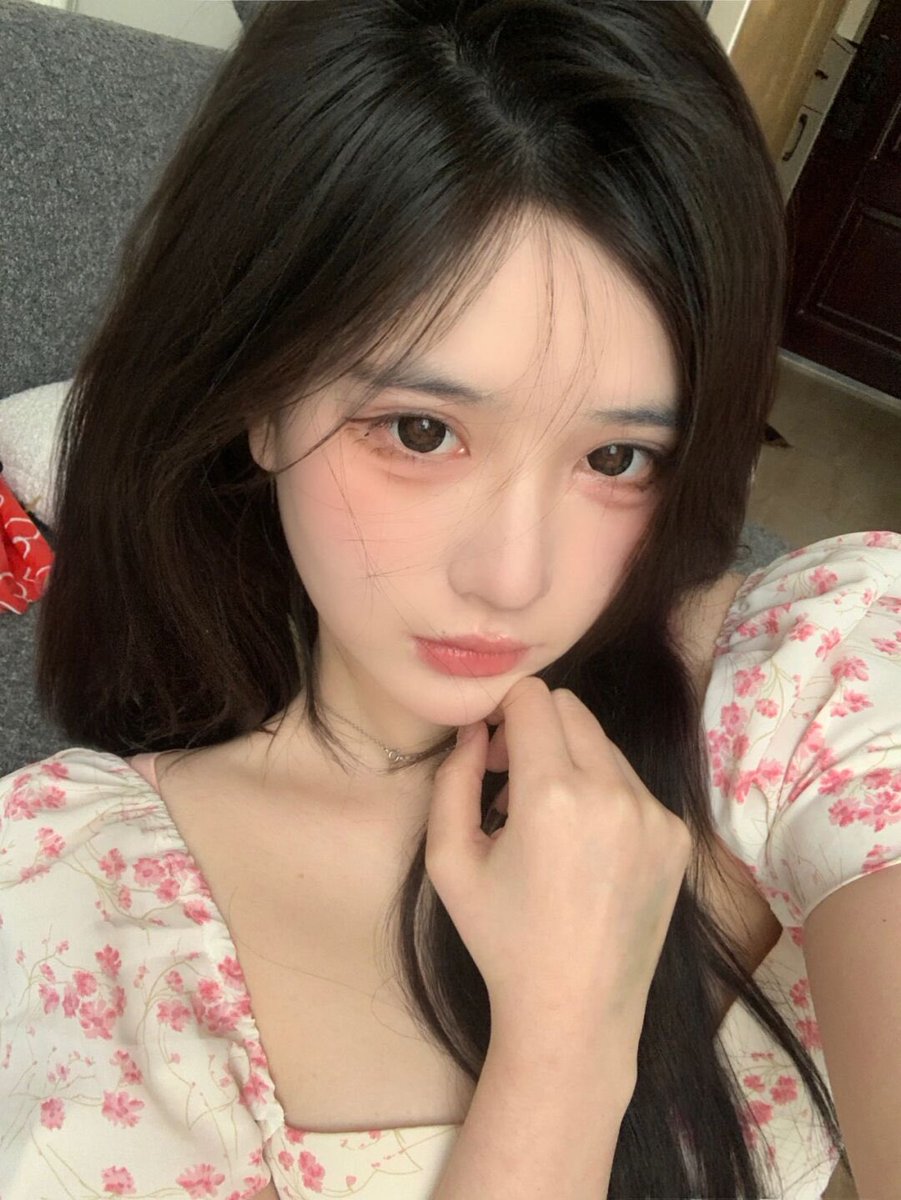 今天没线下，投食520送视频一对一半小时一次～只限今天哦～ https://t.co/ZO17JltIQY