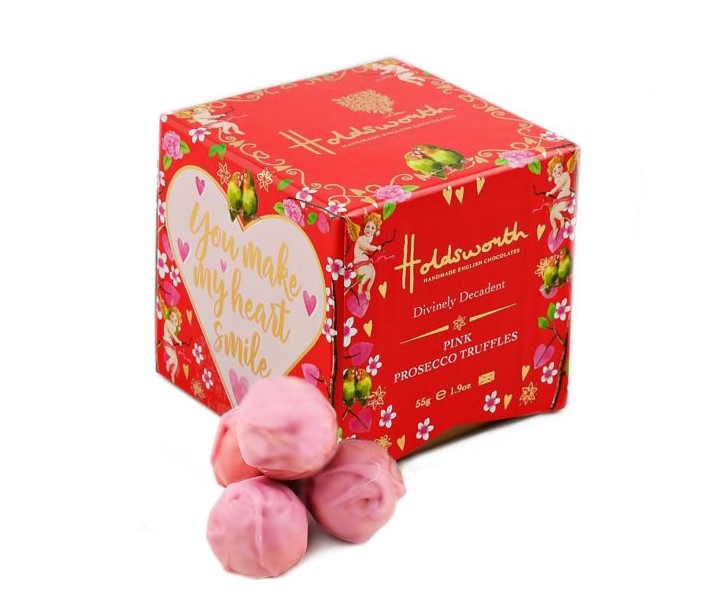 Love is......gifting a box of exquisite chocolates, handmade in the heart of the Peak District. We're feeling the love for this box of pink prosecco truffles sourced from <a href="/_HoldsworthChoc/">HoldsworthChocolates</a> 😊
#peakdistrict #shoplocal #valentinesday #chocolates