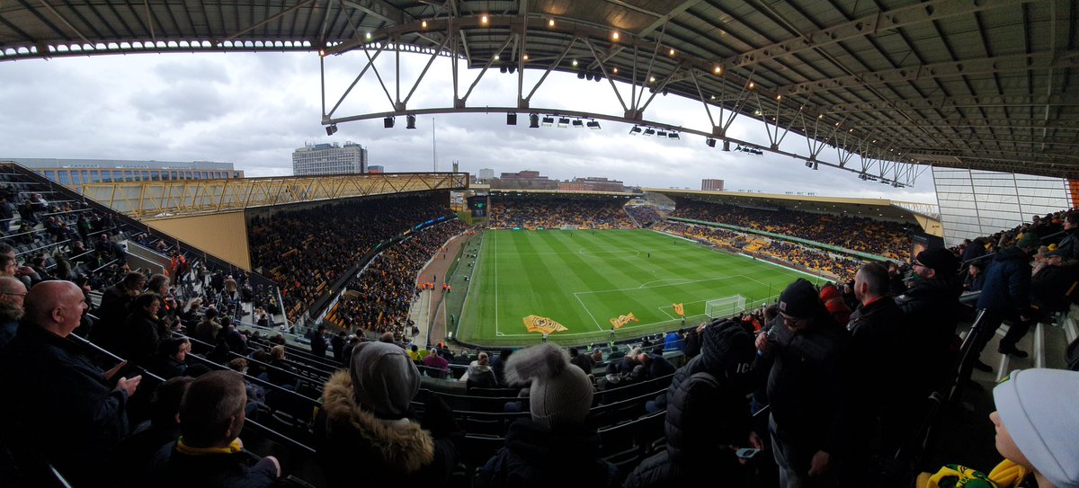 ChrisBloomfiel5's tweet photo. First game in 3 months #norwichcity #OTBC #yellows https://t.co/z0TH7SbGU8