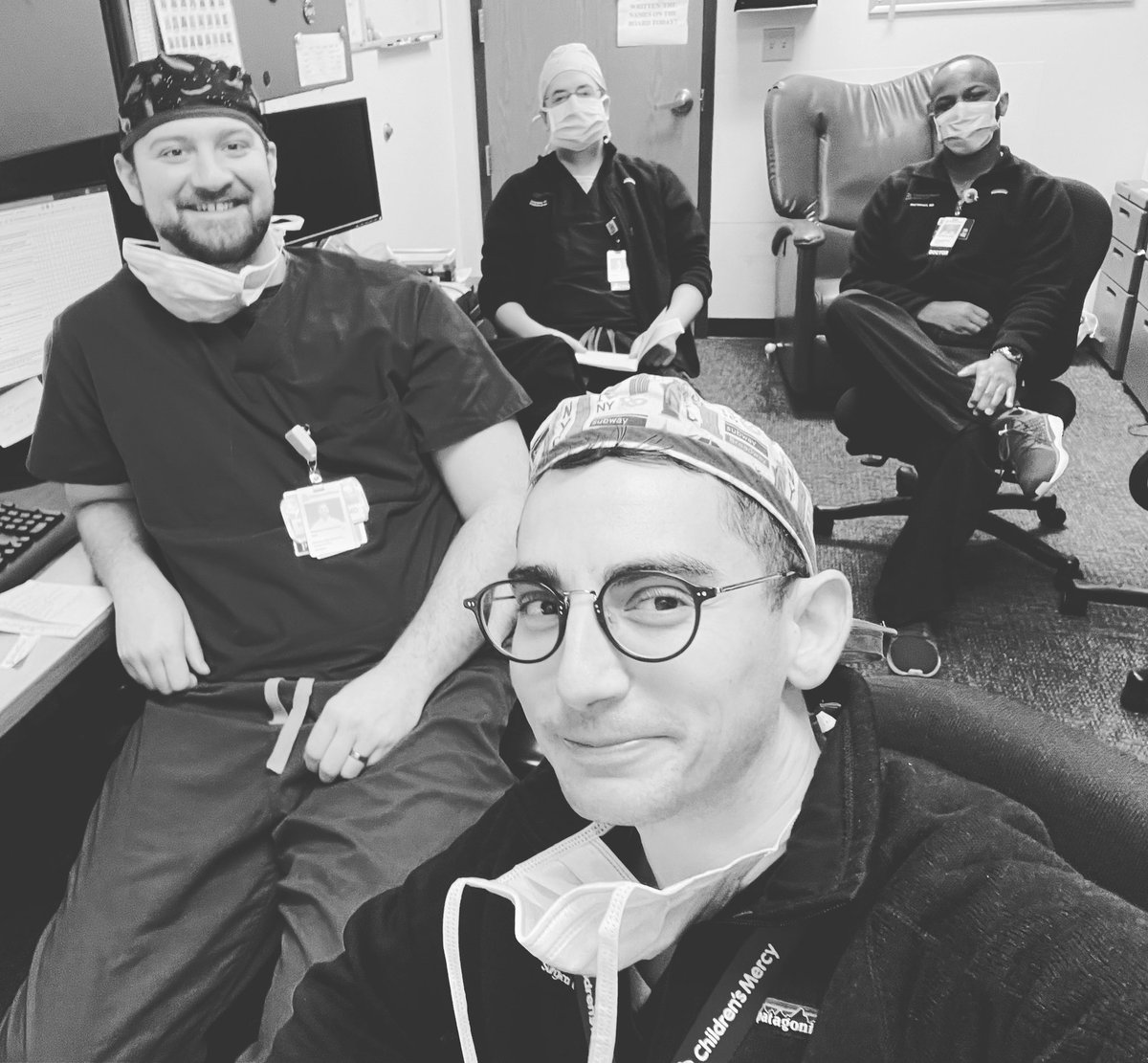 JosephLopezMD's tweet photo. Saturdazed and confused #Oncall #SurgeryisLife https://t.co/9DtRPsgVMZ