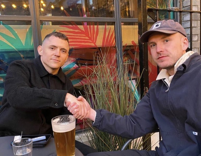 JackTattum's tweet photo. 🚨Petrov > London Athletic here we go…

✈️ Stylish Petrov @PeterBurton has arrived in London ahead of record move. 

🩺 Medical underway and official announcement expected in next hours. 

📑 Paperwork to be finalised in Austria as deadline there closes Monday. https://t.co/vNTQYy7Xas