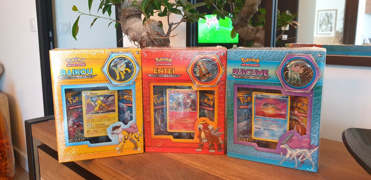 Desastre_Show's tweet photo. Un énorme merci à @lapokeboutique pour ce colis !
Les coffrets sont magnifiques 🤩
Je vous invite à passer faire un tour sur leur site si vous cherchez des boosters

👉 https://t.co/iQsPdlnlOV 👈

🔴On ouvre des boosters à 16h30 sur https://t.co/EPoM654Von https://t.co/W57LH1DzSh
