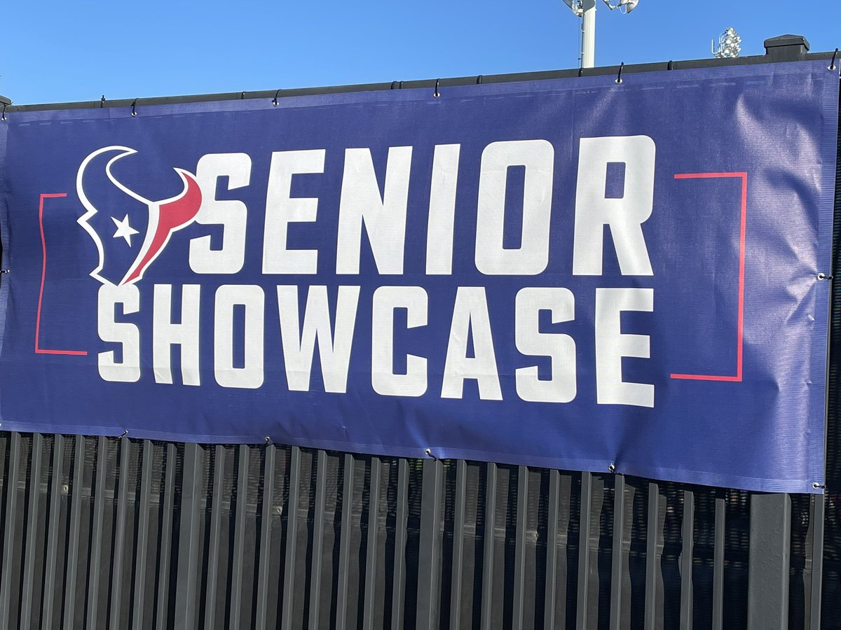 fdknight's tweet photo. I will be live on @abc13houston at 930ish talking about the @SRfbshowcase #GHSFS https://t.co/RkVzcQYfAU