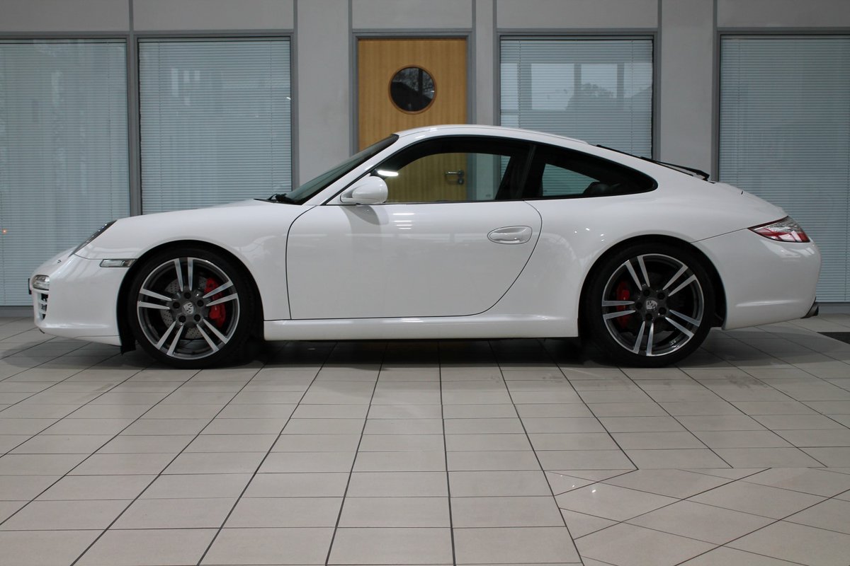 HarbourCars's tweet photo. This 911 (997) 3.8 C2S PDK Coupe has just arrived with us. Great spec. including Sports Exhaust &amp; Chrono, 20mm Lower PASM and Hardback Sport Seats to name but a few. For more info on this 385BHP beauty, please visit: https://t.co/yePEBaVzhZ https://t.co/QJwrjLROGi