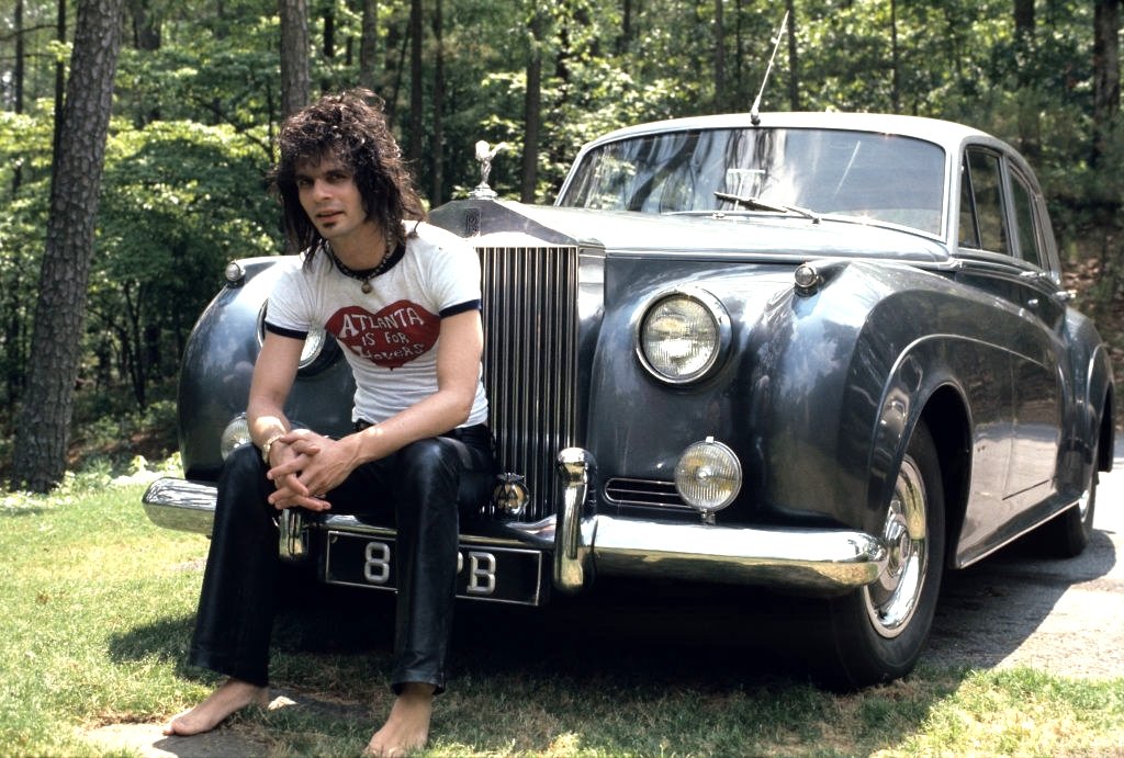 Happy Birthday to Al Kooper who turns 78 years young today - pictured here at his home in Atlanta, Georgia, 1973 