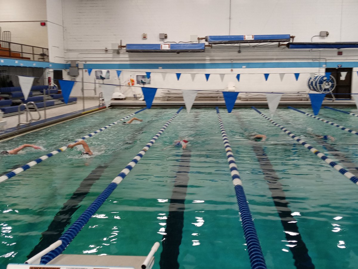 DGSswim_dive's tweet photo. No rest for the weary.  Two weeks until Sectionals. #dgspride https://t.co/VFoWuCRPDA