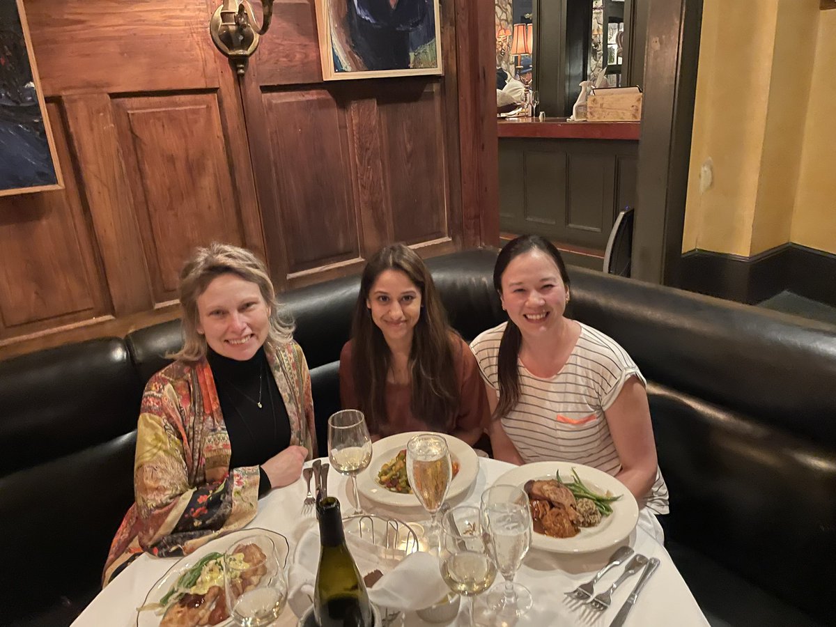 Thank you to @BIDMCUrology for this lovely dinner with these brilliant women urologists. Had great conversations with @heidirayala and @SupritaKrishna inspired by #SWIU22 @SWIUorg