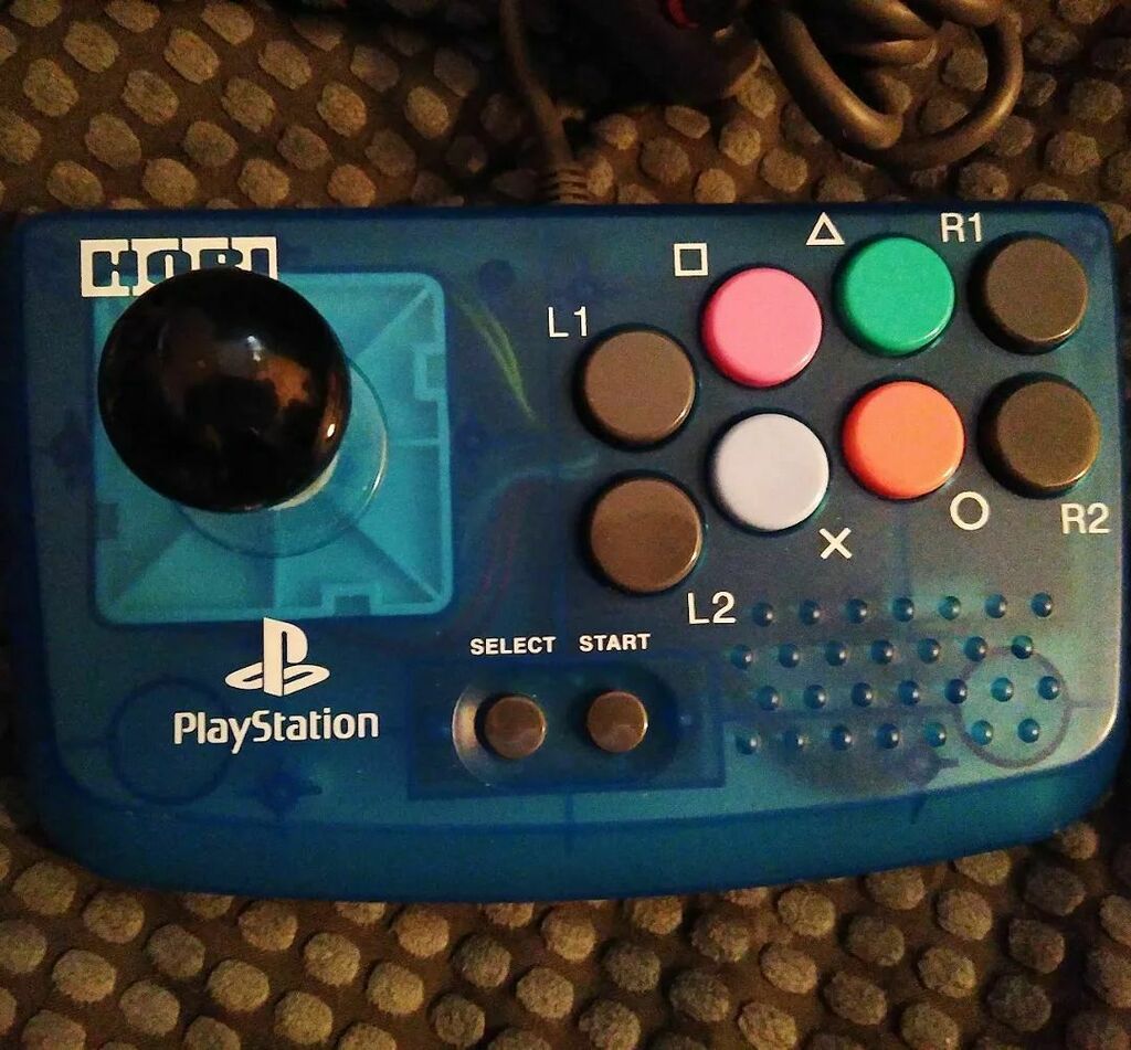 NekoPlayzGames's tweet photo. Yay, got a Hori Arcade Stick for the PS1/PS2 ๐. #playstation #ps1 #ps2 #hori #arcade #arcadestick #retrogaming #crtgaming #pvmgaming #consolegaming #shareyourgames #hardwarepickups #gamersunite https://t.co/9SeenZqsrK https://t.co/XDnliRr2N4