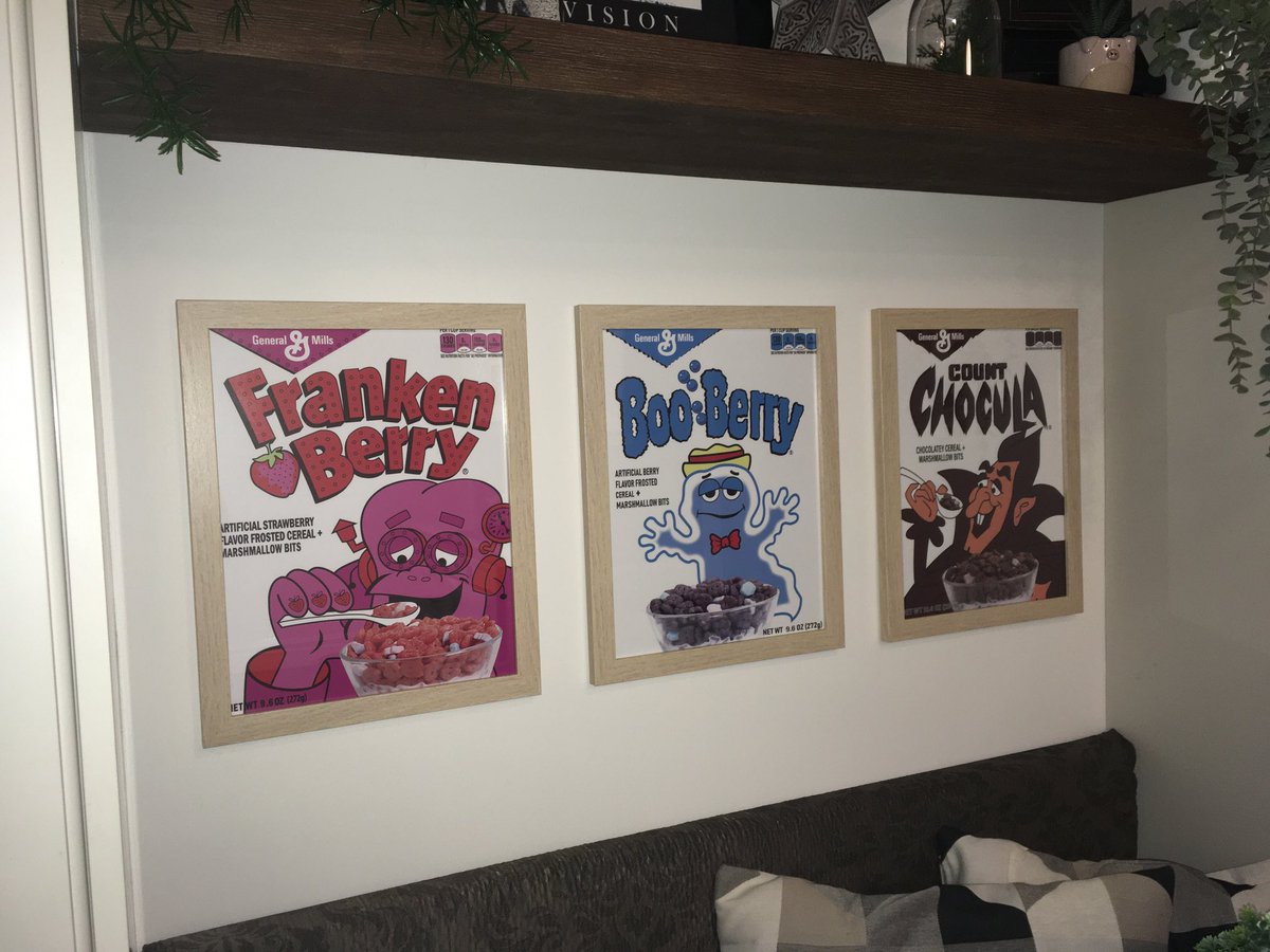 Our new kitchen decor is monsterously delicious !!

#FrankenBerry #BooBerry #CountChocula #MonsterCereal 
#frankenberrycereal #booberrycereal #countchoculacereal #monstermashcereal #saturdaymorningcartoons #saturdaymorning #cerealbox