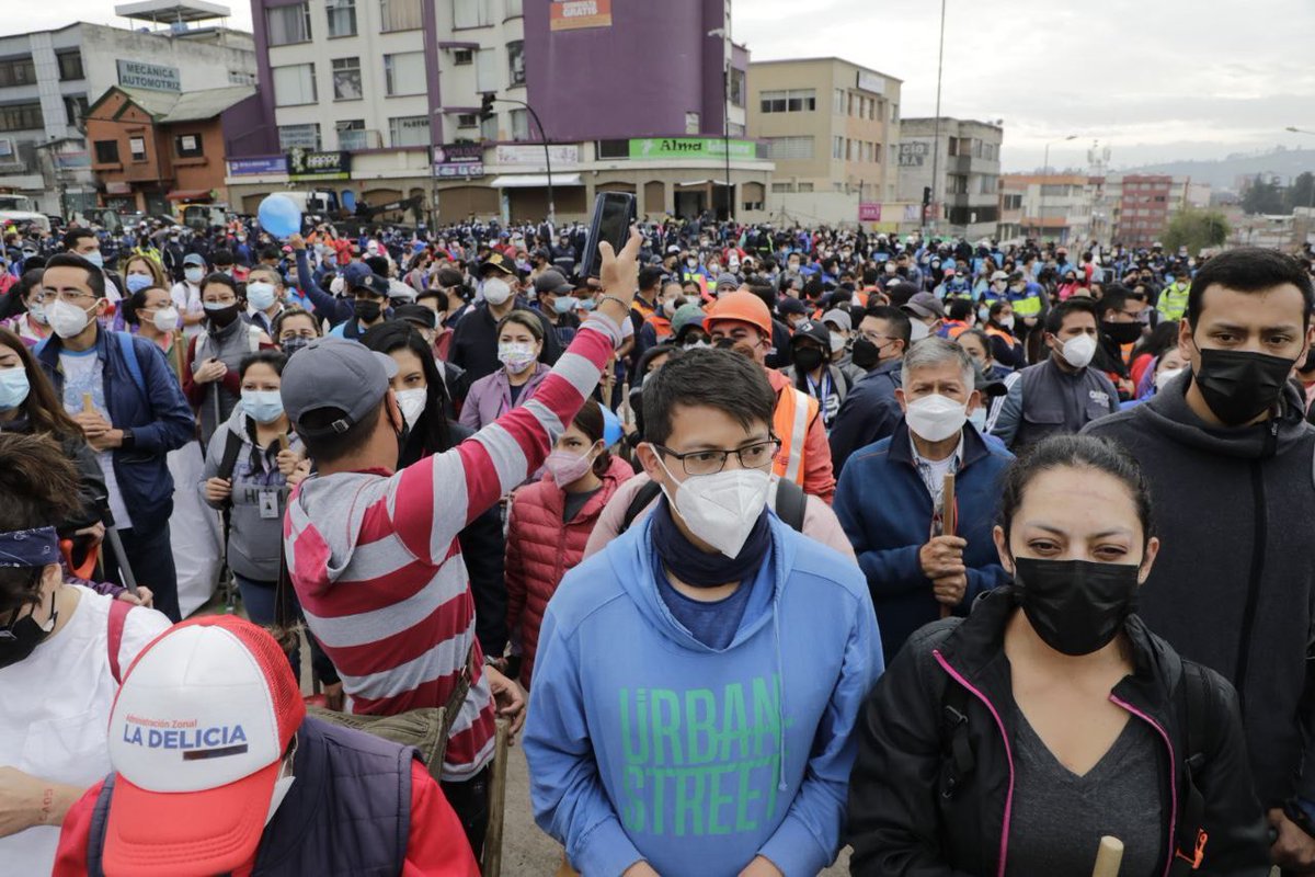 MunicipioQuito's tweet image. La ciudadanía demuestra su amor y compromiso por la #LaGasca y #LaComuna, sumándose la Mega Minga que nos convoca el día de hoy. 

🤝 Mantenemos firme nuestro compromiso de levantar a las zonas afectadas por el aluvión. ¡Gracias por su apoyo!

#JuntosPorQuito