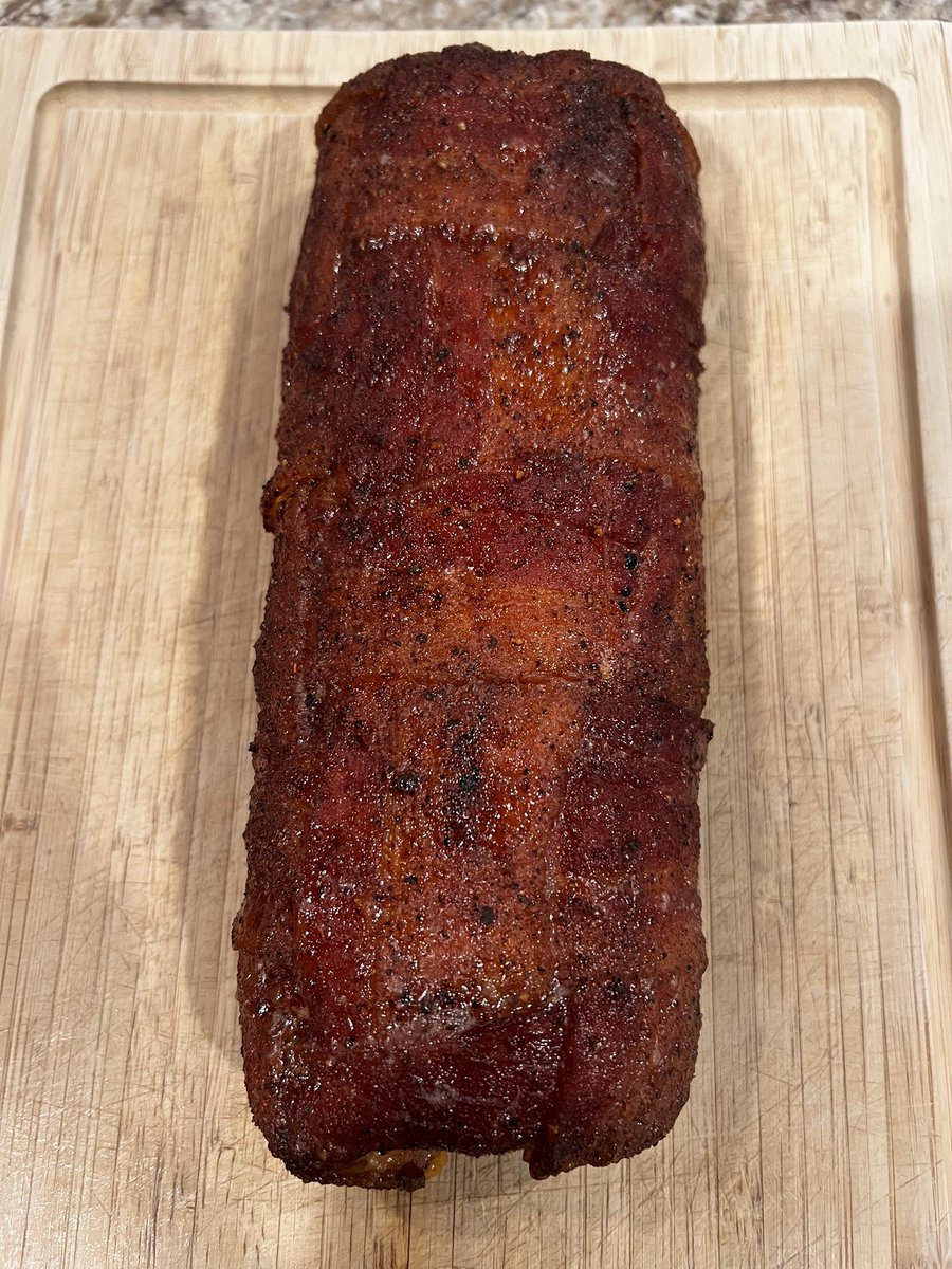 vSeanLambert's tweet photo. The #BreakfastFatty @MeatChurch @TraegerGrills this was fantastic!!! #HoneyHog #Gospel #Timberline850 https://t.co/x4O3xPwXa8