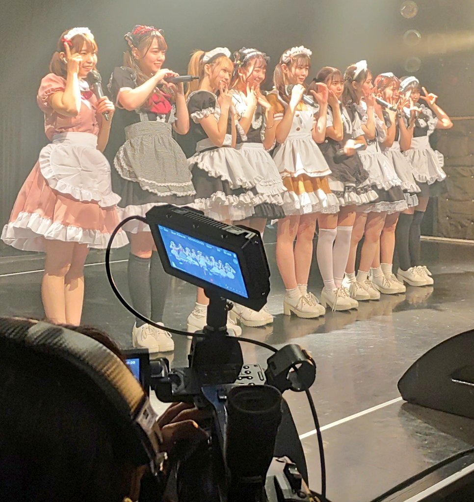 Yuta09314Bo's tweet photo. この1ヶ月リリイベを行ってきて、大変なこともいっぱいありましたし、大阪まで遠征も出来たりすることができたので、本当に充実したリリイベ月間でした。
メジャーデビューという重要な状況の中、色々素晴らしい思い出を作ってくださりありがとうございました！
#ジャムズ
#JamsCollection 　
#JamMode https://t.co/s8YhIQUHII