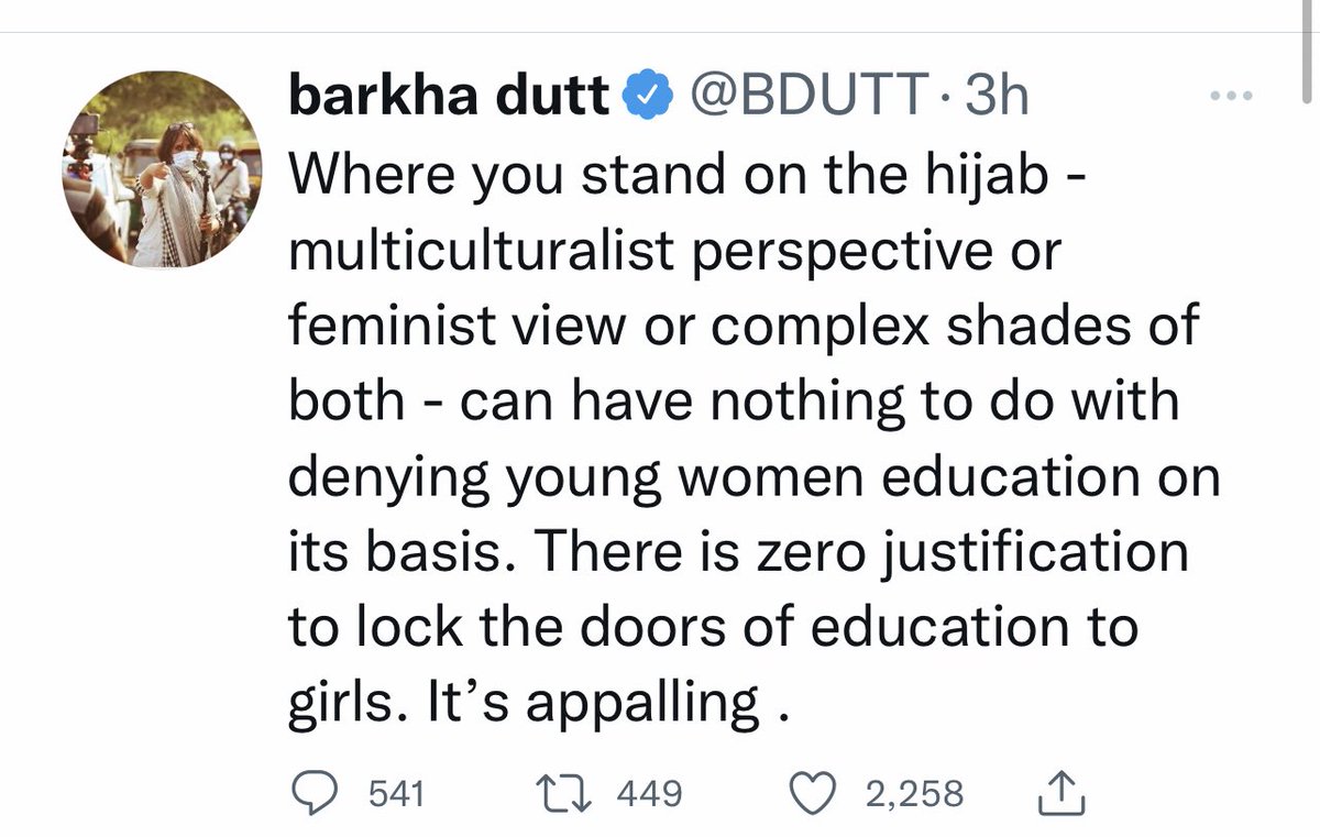 MajorPoonia's tweet photo. .    Padam Shri बरखा दीदी का ज्ञान 

करवाचौथ पर                         Hijab पर https://t.co/BwaiPnyzet