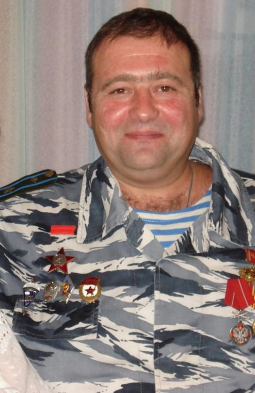 Друзья!
В Москве в госпитале ветеранов войны скончался воин-афганец, участник боевых действий в Приднестровье и Чечне, десантник, гвардии майор запаса Губерский Фёдор Фёдорович. Из близких, как мне известно, два сына и пожилая мама. Возможно, найдутся его боевые товарищи