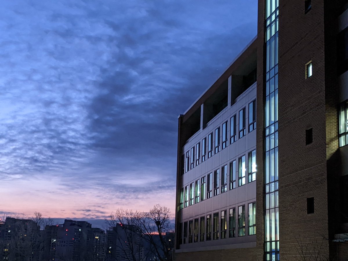 expatheather's tweet photo. Sunrise @kispride - My daughter was so excited about the color palette. She insisted we stop and take pics. I love how she helps me grow in appreciation of beauty.
#sunrise #viacharacter #positive https://t.co/T4JZ09k6VO