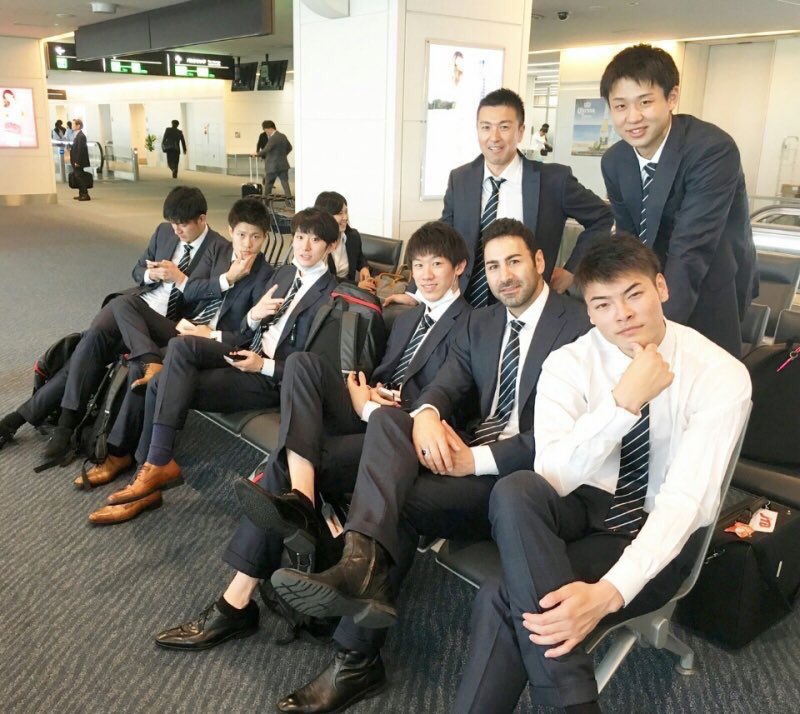 yanagida4676's tweet photo. 懐かしき裏ピ✌︎
#柳田将洋 https://t.co/JSTpUwNQJ5