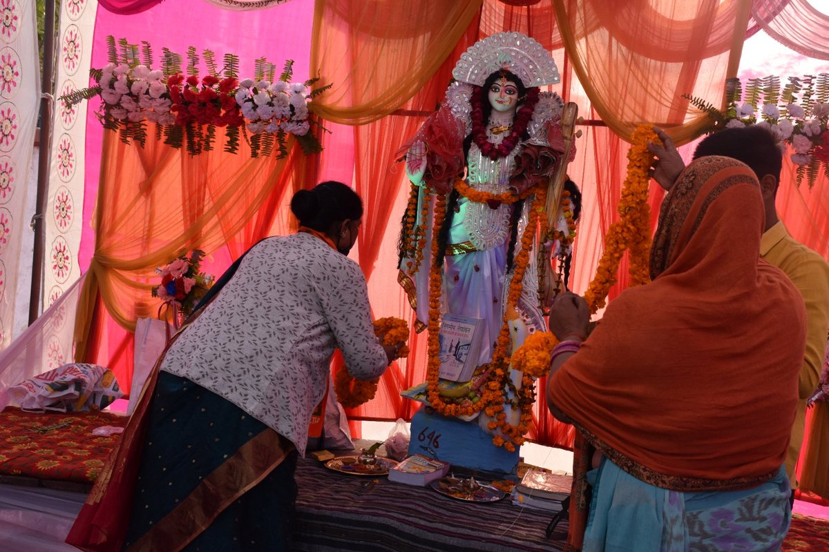 sadhanasinghbjp's tweet photo. आज अपने विधानसभा क्षेत्र के मानस नगर कालोनी में बसंत पंचमी के शुभअवसर पर माँ सरस्वती की पूजा अर्चना की ।

#mlapddun https://t.co/5KELURrJiC
