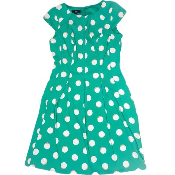 Chilispice's tweet image. So good I had to share! Check out all the items I'm loving on @Poshmarkapp from @shawn_towns #poshmark #fashion #style #shopmycloset #ninewest #agb #ellentracy: posh.mk/AuYcT82Ponb