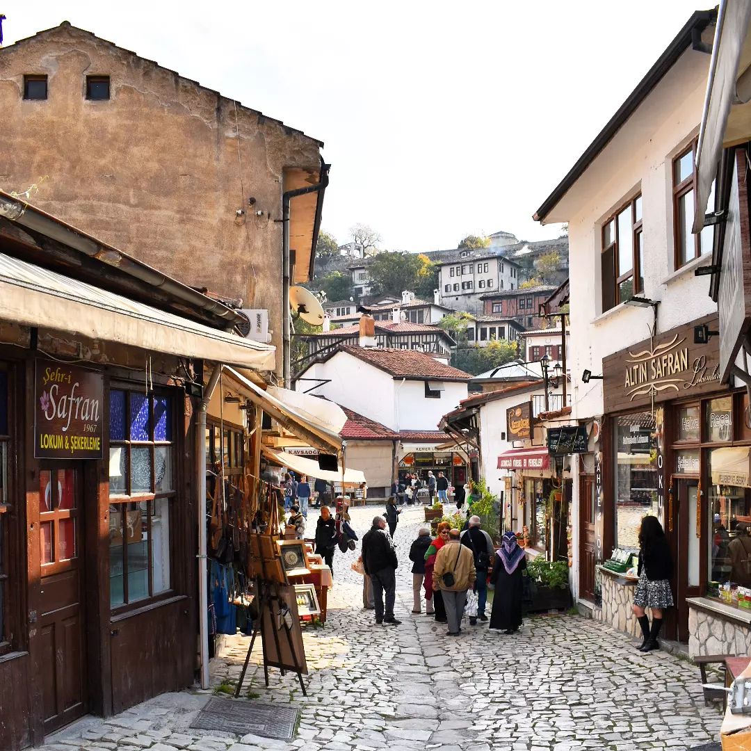 Safranbolu Eski Çarşı'yı rotanıza ekleyin.