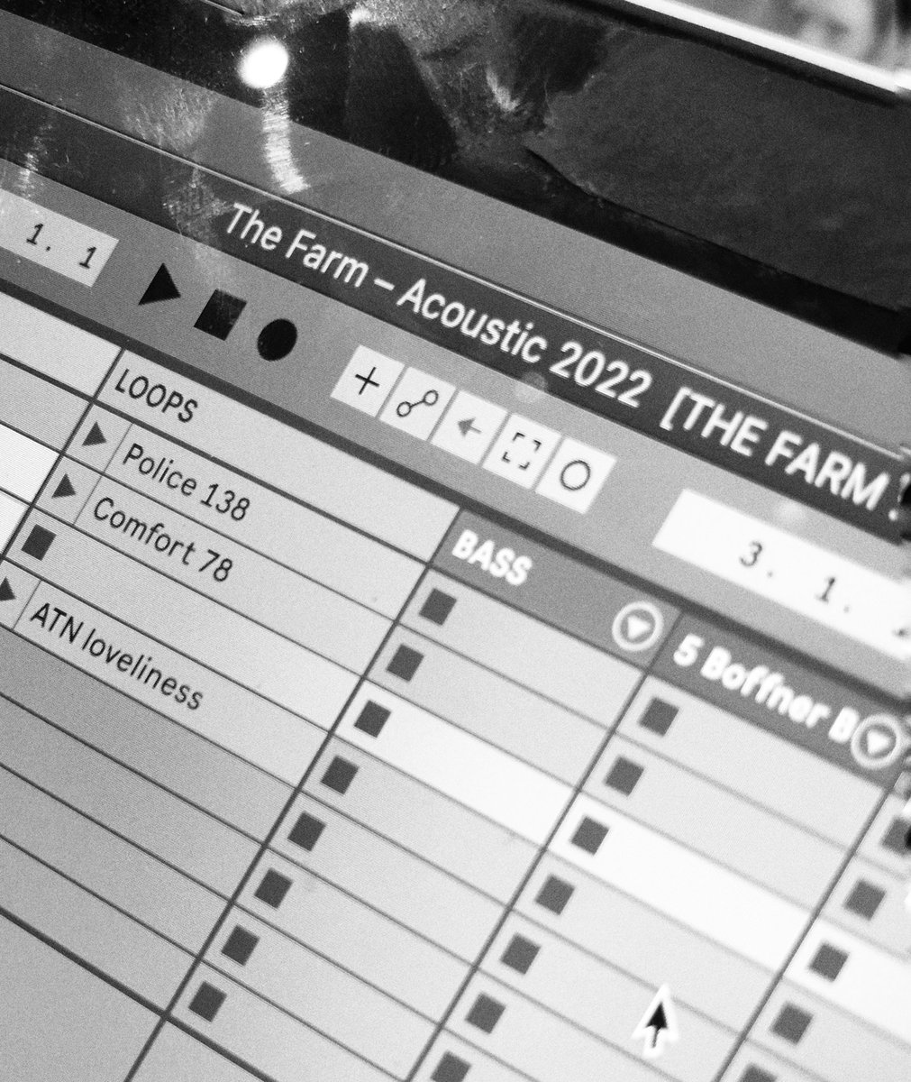 Back in Liverpool &amp; ready to blow the dust off > 
<a href="/TheFarm_/">The Farm</a> <a href="/KeithMullin/">Keith Mullin/TheFarm</a> <a href="/TheFarm_Peter/">TheFarm/PeterHooton</a>