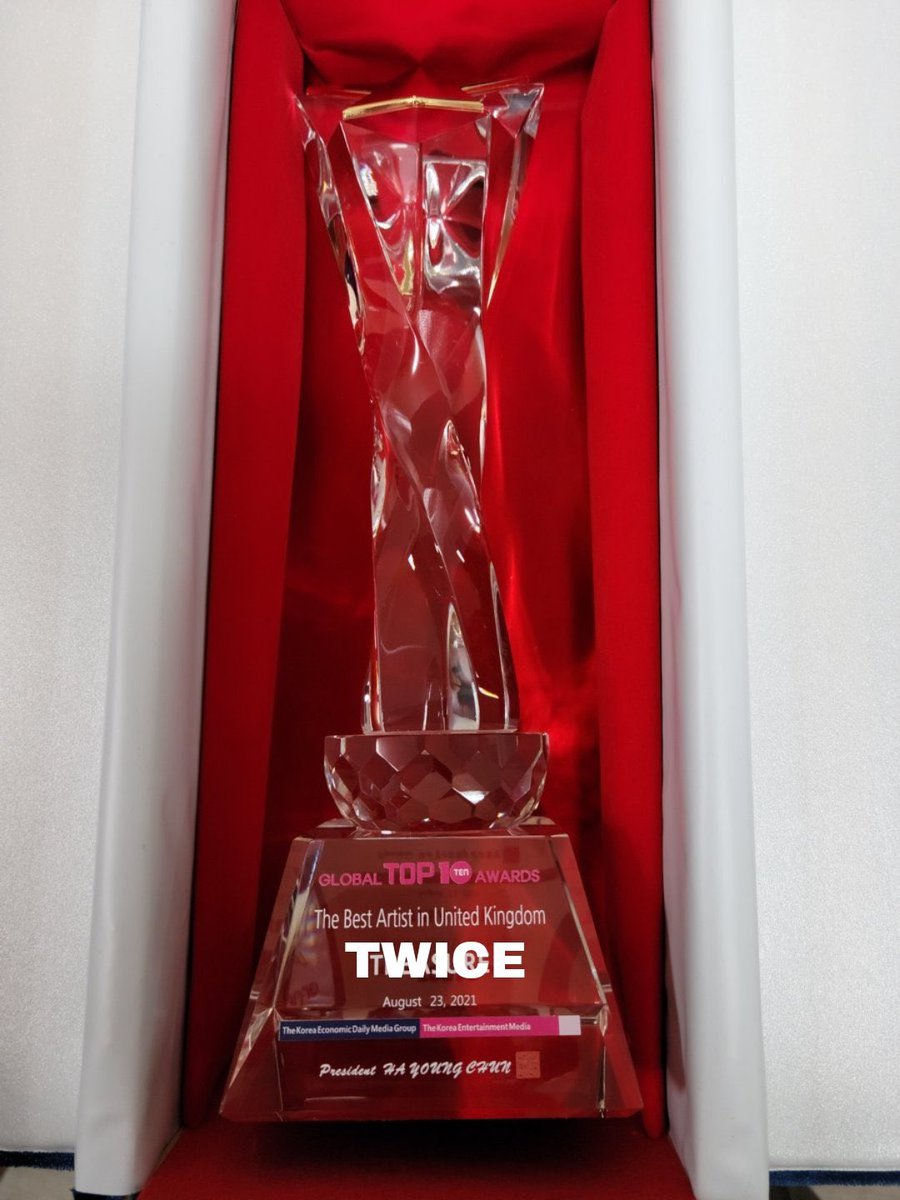 jihyoesmimujer's tweet photo. si quieren ponerse la 10 y votar por twice en los TTA, los meto a #OnceFury para darles cuentas y enseñarles cómo, ¿a poco no se vería bonito? https://t.co/QBmhpbdXek
