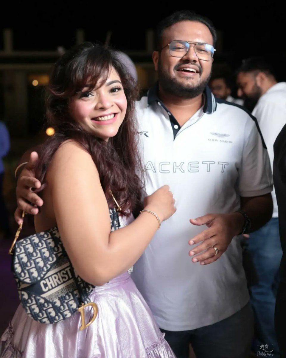 'I have the best smile when you stand beside me.' 🥰💫

Book us @ shubh.photoworks for all your photography needs📸
#my9pmpost #photography #party #partyphotography #thatsmile #cutesmile #pictureoftheday #pictureperfect #couplelove
 #shubhamphotography #shubhphotoworks