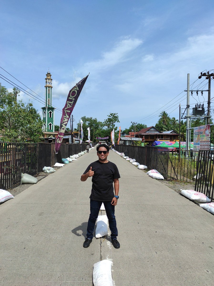 Zul_vamdam's tweet photo. ꜱᴀʟᴀᴍ 201 ᴍ🚀
.
.
.
#gudanggaram
#Suryamadistrindo
#suryanation https://t.co/MBtLrtRCiI
