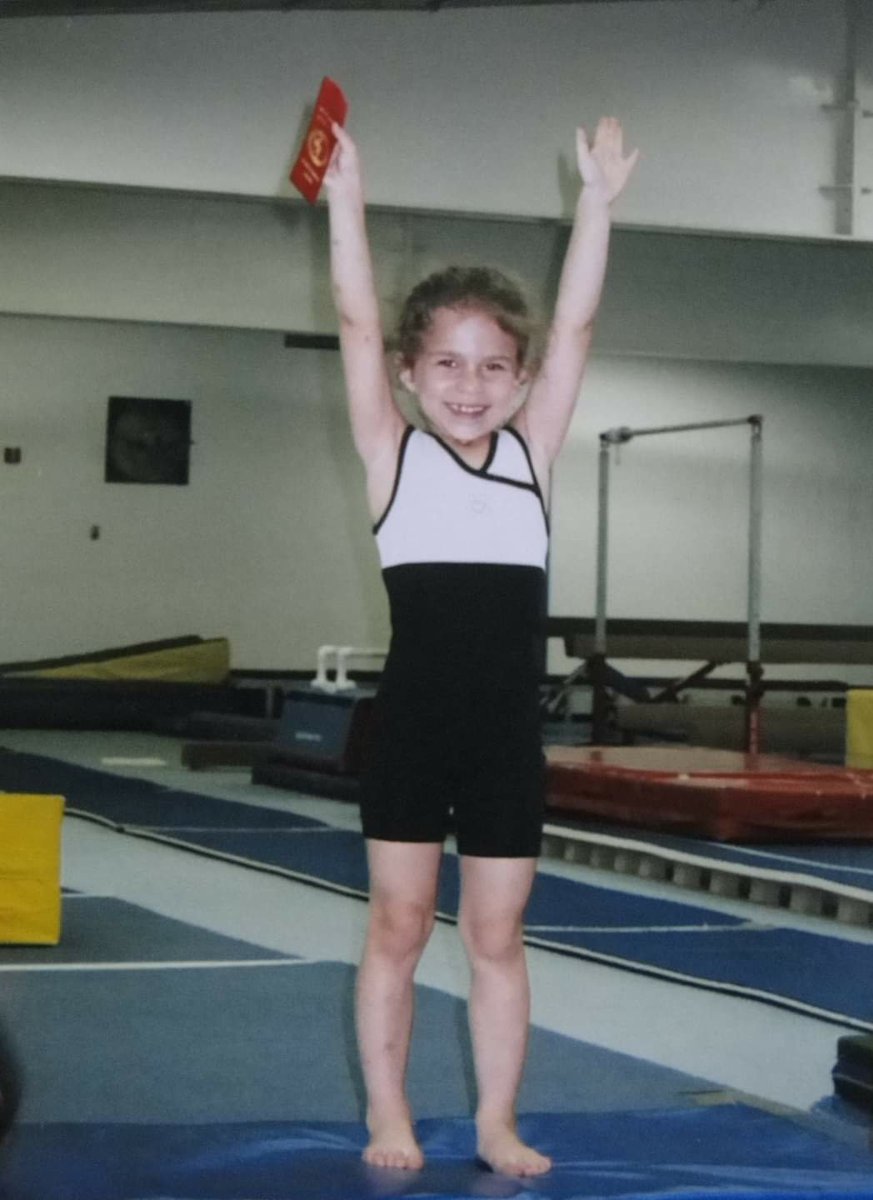 JeffWernick's tweet image. Not sure how it's possible,  but it's senior night for @dwernz16 Her last home meet as a Brockport Golden Eagle. Come on Dor! #samefight #goldengymeagles #TalonsUp