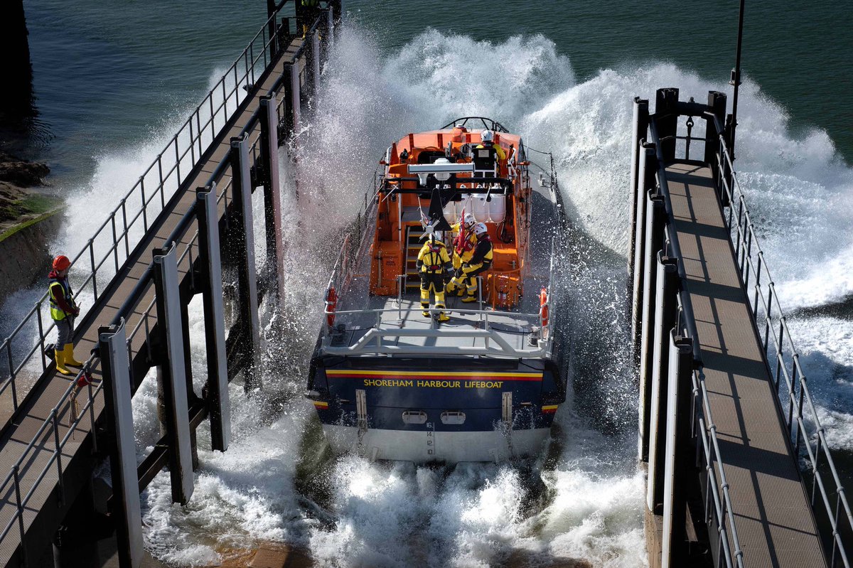 SLifeboatRNLI's tweet image. We are launching for training on Sunday with our all weather lifeboat in action 💦 at 9.30am #RNLI #trainingexercise