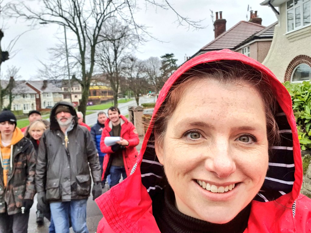 Alison_McGovern's tweet photo. Politics: the glamour 🌧

Thank you to the people of the Wirral for being kind to damp @UKLabour campaigners https://t.co/xoFbRRZcyH