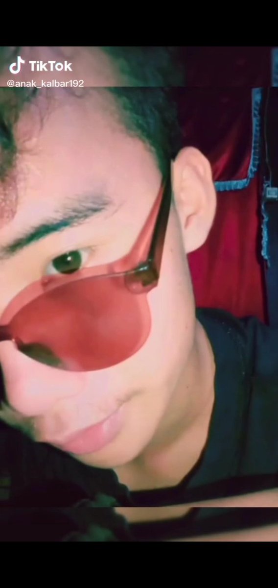 ThomzThomz3's tweet photo. Kata kata ahhhh bukannya untuk 
Kesagean ,tapi kenikmatan😂 https://t.co/5pXRqNPrxQ