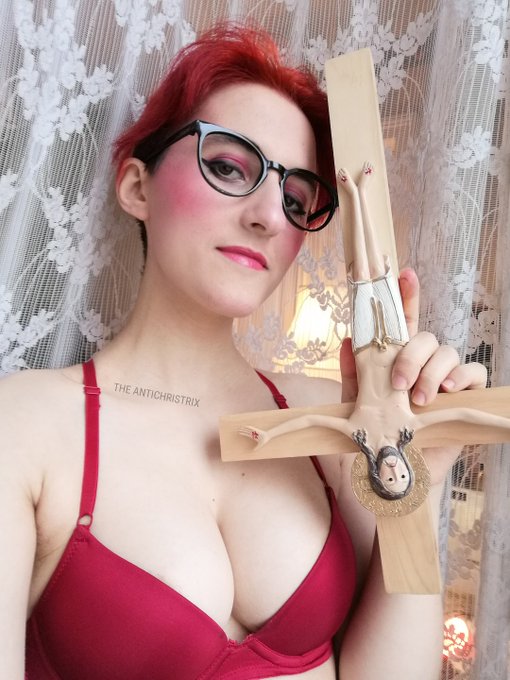 Hail Satan ❤️ https://t.co/XRgWdmimjS<a href="/tag/mvsales"class="tags"><span>#mvsales</span></a>