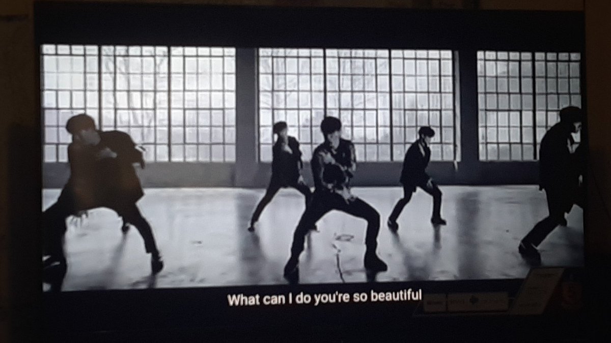 SekarHapsari8's tweet photo. #Vishoplee 1 MV Lagu:
• #DontCloseYourEyes (#DCYE) @900_330 @Highlight_AUent ft. @kidcozybois (#I, 2019) https://t.co/cTXl0noOKE