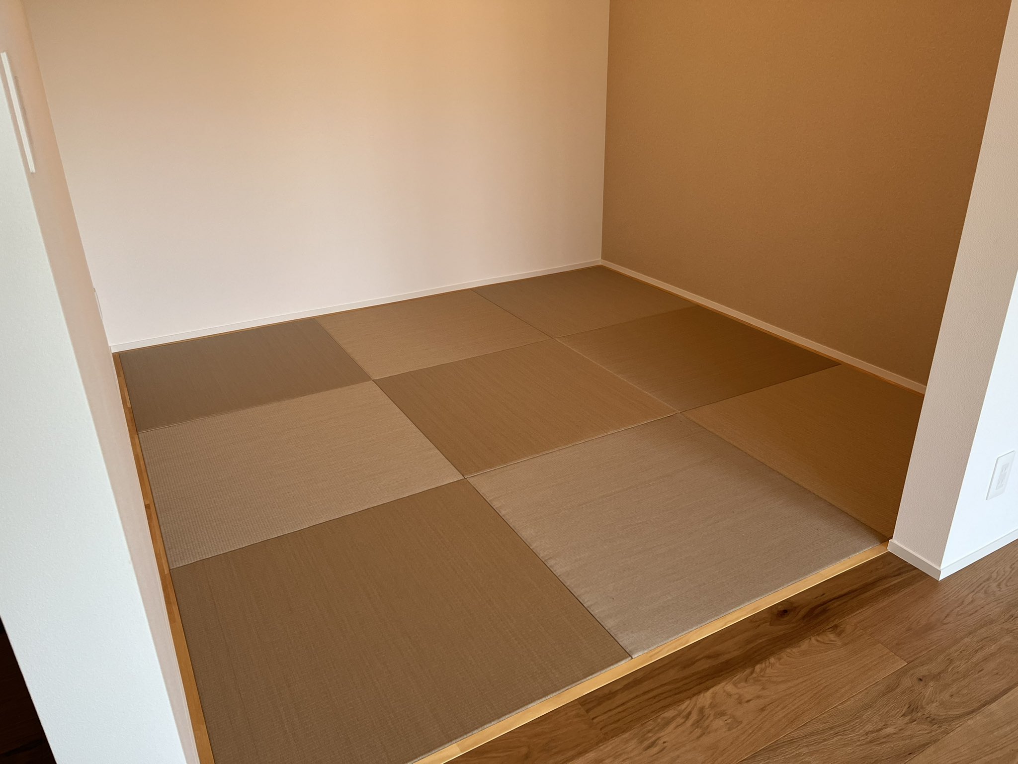 Takada Tatami 今日の畳 新畳 畳新調 樹脂畳 セキスイ美草 目積モカベージュ モカベージュの畳 琉球風畳 半畳縁無畳 畳コーナー お洒落な畳 T Co Saberz0mqc Twitter