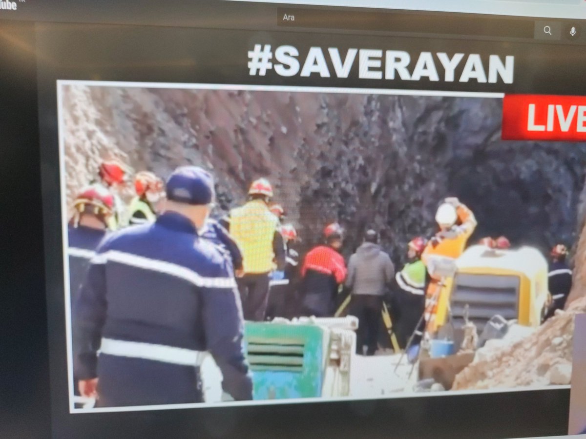 A rescue team member came out from the Hole with celebrating, it is a good sign, İnşallah Rayan will be saved very soon.. #Rayan #Rayane #save_rayan #SaveRyan  #SaveRayan