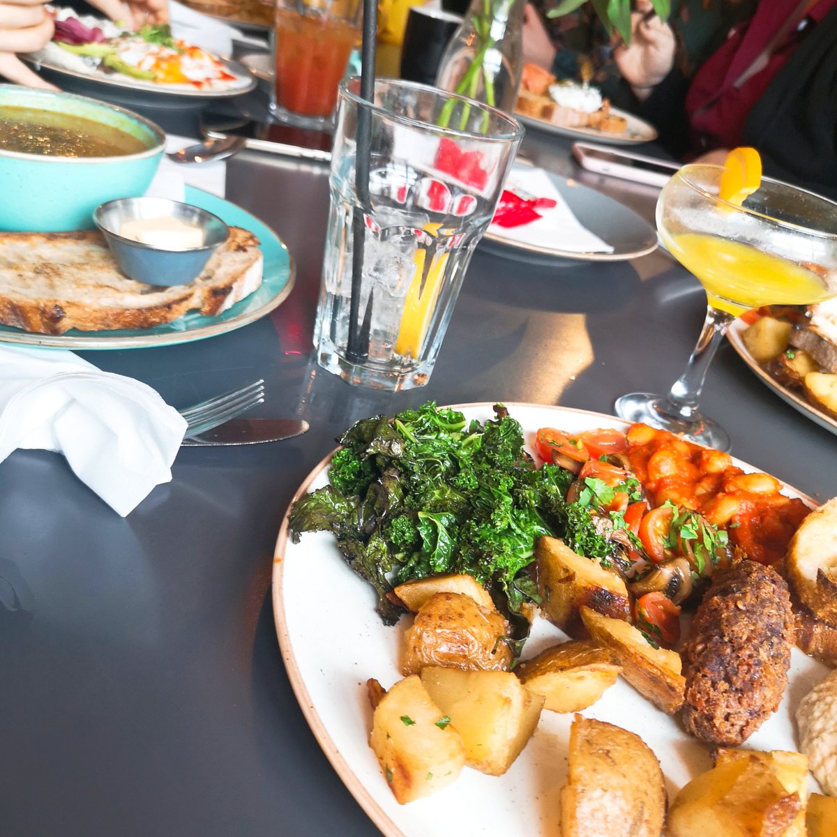 Thank you to everyone that came to our WOMG Brunch Event today! Was lovely to see some familiar &amp; new faces 🥞🍳🌾🍞☕✨

Stay tuned for more social events here: womenmakinggames.com