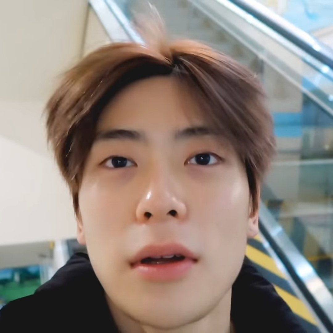 empathyoonoh's tweet photo. he's so beautiful https://t.co/diGCtwaUyO