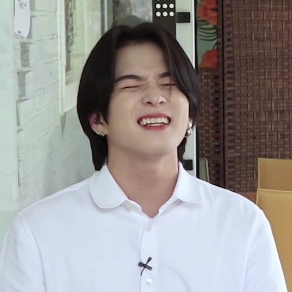 skytrsr_'s tweet photo. "Untitled Love History"

A jaesahi prompt au Wherein in, an intern script writer/staff on a popular entertainment fell in love to a member of one of the famous group in sokor under the ent his working on, as they get along they become committed secretly https://t.co/gEW5DGfN6a